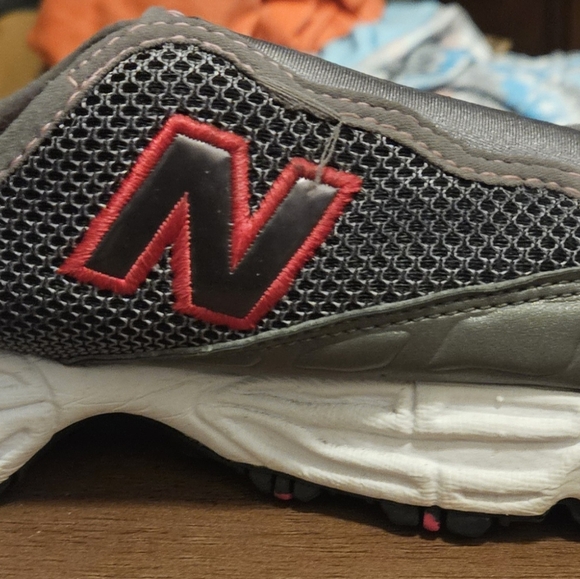 New Balance X Susan G Komen 801 all terrain size 11 - Picture 12 of 14